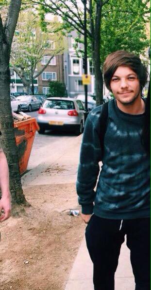 Louis Tomlinson PH #LT1 on Twitter: "Mr. sweater weather x ...