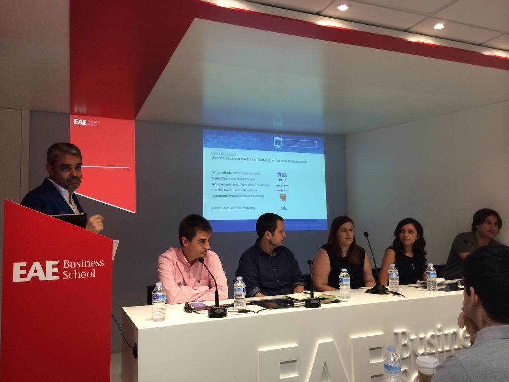 pedgonvi's tweet photo. Aprendiendo en #ADSocialPaidMedia con @fegido y @T_A_BAEZA entre otros. Paid Media = Resultados y además datos? http://t.co/obutdCiwws