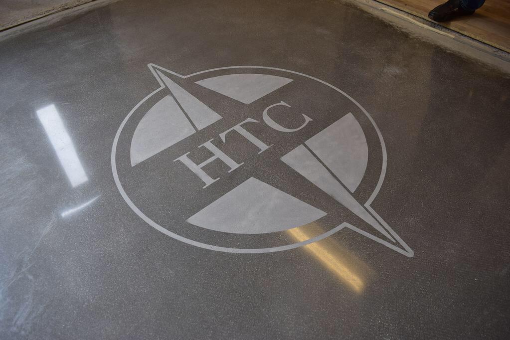 aesposito2176's tweet photo. HTC Superfloor New machines, dust extraction, Diamond tooling call on 07825399205, armando.esposito@htc-europe.co.uk http://t.co/SeLdJIr8TP
