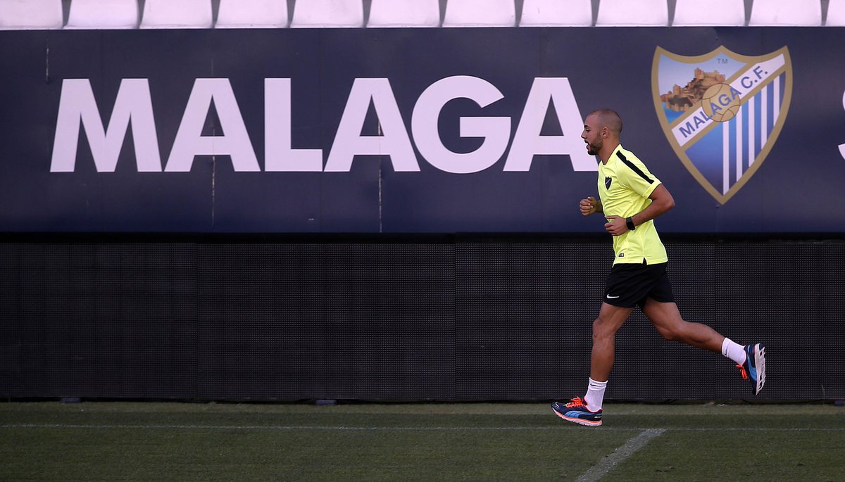 MalagaCF's tweet photo. .@NAmrabat53 ya entrena con el #MalagaCF http://t.co/ubqbgnuxHa http://t.co/oxBqqsikD1