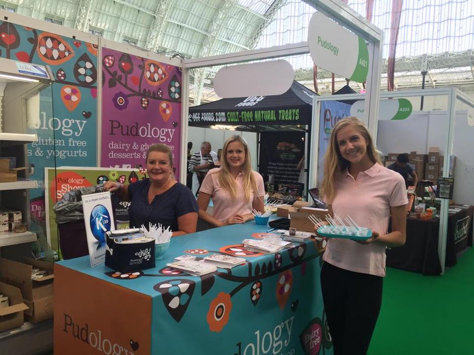 this is how its done! #freefromshow #glutenfree #dairyfree #olympia #promogirls #exhibition #sample #work #promotion