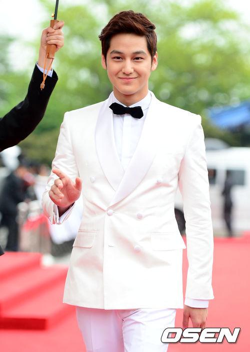 Happy 27th Birthday my korean first crush Kim Bum a.k.a Kim Sang Bum          ~^^ 