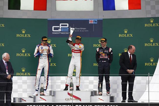 Rio Haryanto Juara Lagi, Kali Ini di GP2 Inggris bit.ly/1HHpQQ6