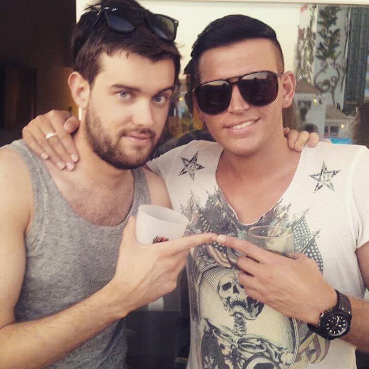 metamediaworld's tweet photo. Happy birthday to one my best mates and soon to be best man @jackwhitehall! #dangerfriend #callordelete #bromance http://t.co/IpDCZ4WcF1
