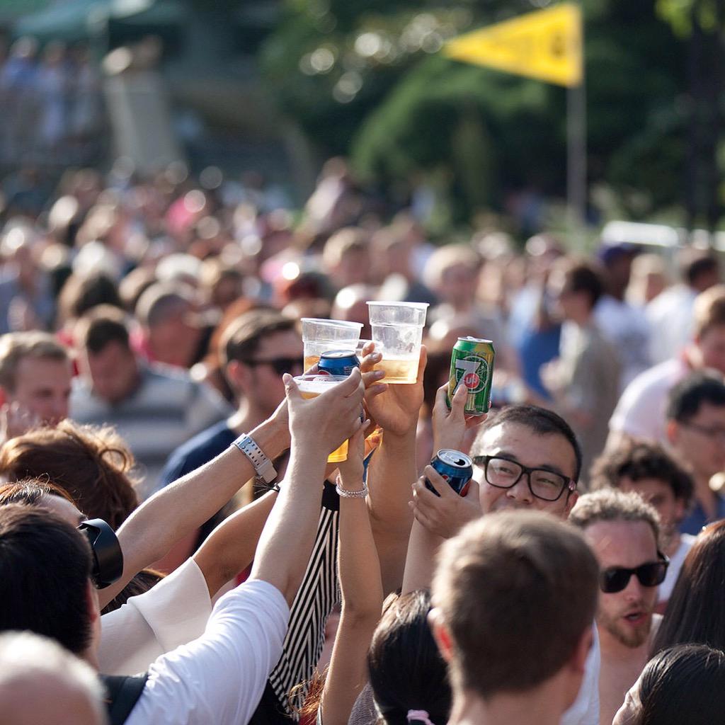tramlines's tweet photo. 17 days! #Tramlines2015 #Sheffield ☀️✌🏻️ http://t.co/i2fyeAi962