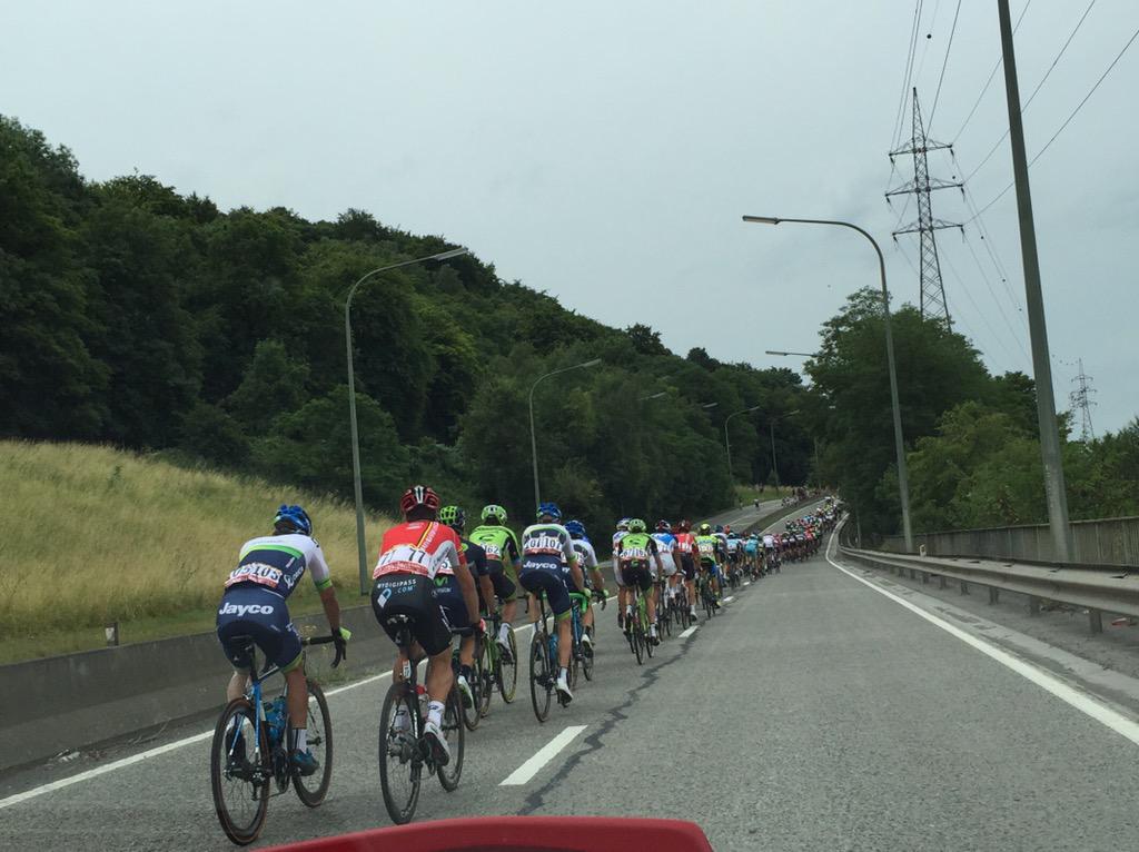 LeTour's tweet image. 191 coureurs ont pris le départ de cette plus longue étape du #TDF2015 / race underway for the 191 riders