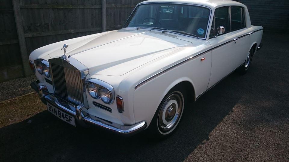Our fantastic Rolls Royce Shadow who wouldn't want to arrive at their #specialday in this little beauty