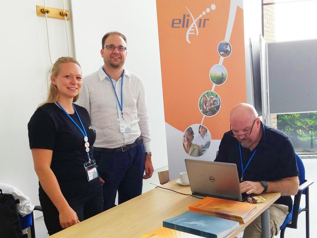 Our stand at the Galaxy conference with <a href="/FrederikCoppens/">Frederik Coppens</a> and Rita Hendricusdottir #gcc2015 #usegalaxy