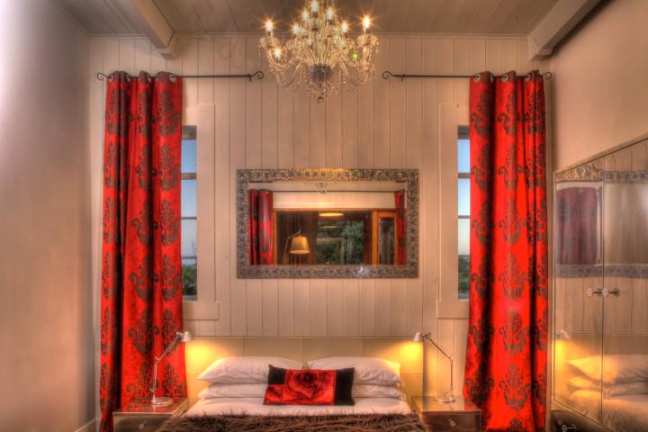 luxurylet's tweet photo. Today's feature property is @TheFactory4 #Kaikoura http://t.co/AVyKI0IdFY #LuxuryTravel #NewZealand #NZ #Hapuka http://t.co/N8nNcuRTV2