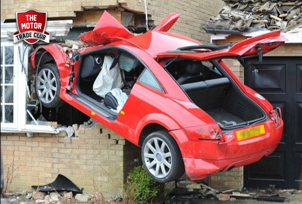 MotorTradeClub's tweet photo. Caption Competition! http://t.co/C1LWymfPd3