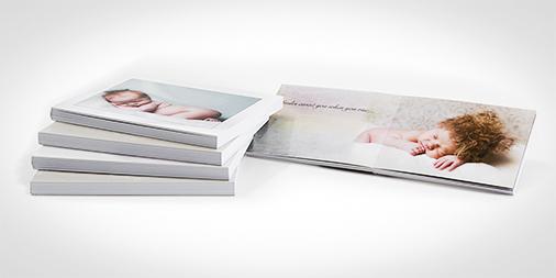 Compat Book è il #fotolibro professionale per raccogliere i tuoi shooting, da moda a cerimonie ow.ly/Ph4NP
