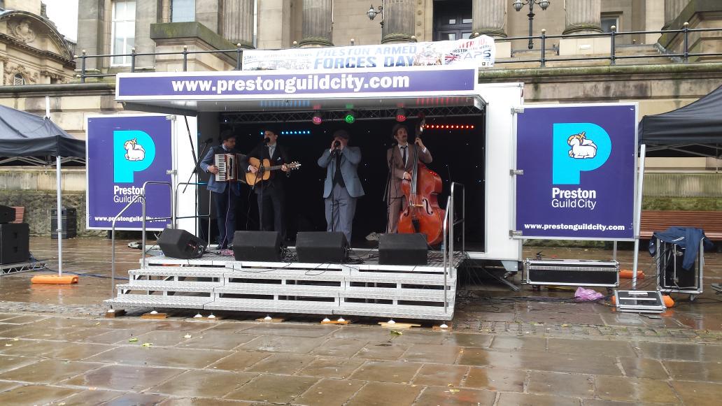 visitpreston's tweet photo. Sun is coming out #lunchtimeperformance http://t.co/Cw7BhchJQh