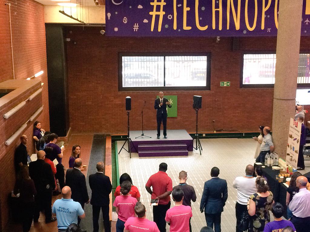 ChukaUmunna's tweet photo. Enjoyed opening @TechnopopLondon festival in #Brixton. Great initiative to boost take up of STEM skills in #Lambeth http://t.co/NdukYDRQxR