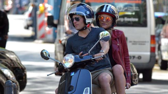 Gzsz Stars Valentina Pahde Und Raul Richter Sind Verliebt Bild Scoopnest