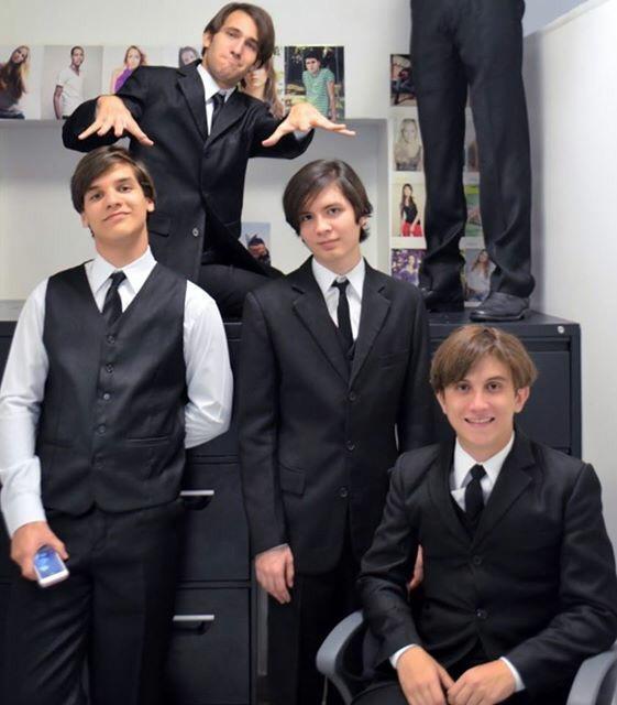 SomosRetz tweet picture