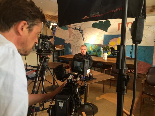 cfranco27's tweet photo. Filming ahead of tonight's lecture @SKC_Voyager  with @AndyTorbet http://t.co/r9SdF0GDRQ