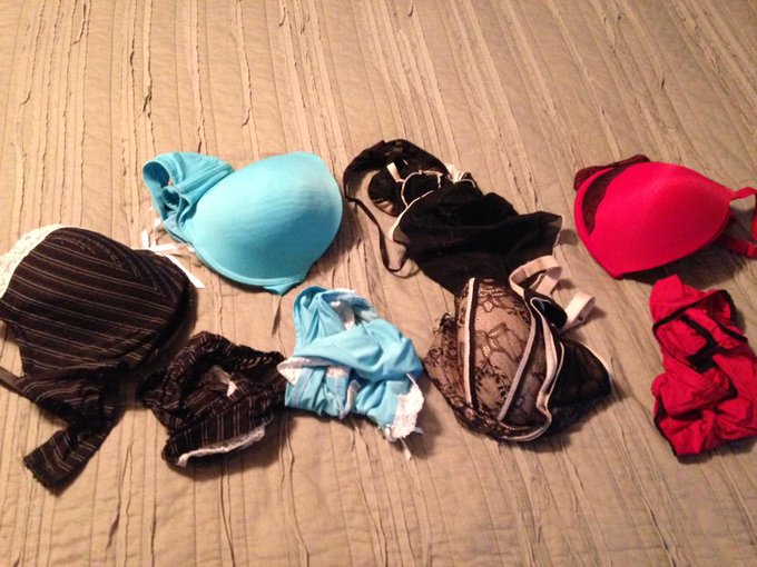 Tons of stuff to sell at BBWcon as well as my ManyVids store.... 😈 http://t.co/fboeaQk01G<a href="/tag/asswednesday"class="tags"><span>#asswednesday</span></a>