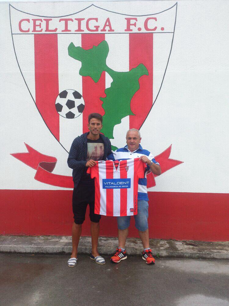 Diego Fernandez (25), o mediocentro ex do Atl. de Riveira e do Portonovo S.D. ficha para a proxima tempada 2015-16.