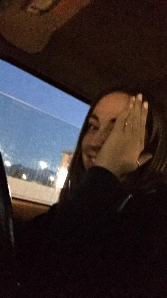 thomasisjer's tweet image. I love her, but mostly love taking pictures of her when she doesn't want me too 🙌🏽😍 @Jamikins17 don't kill me.