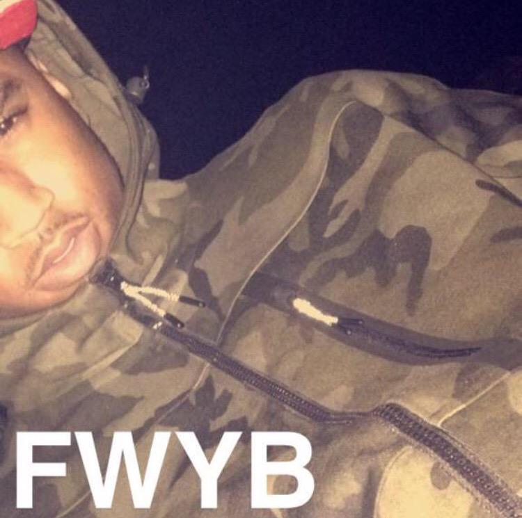 SweetNonaaa's tweet photo. RT @TreySongz: Fuck wit ya boy... http://t.co/fY7FI8338j