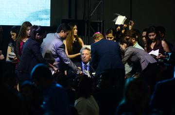 mariaressa's tweet photo. John C. Maxwell: Grow today, grow intentionally - http://t.co/xtqgaczUww via @rapplerdotcom http://t.co/LLLGxYjMzL