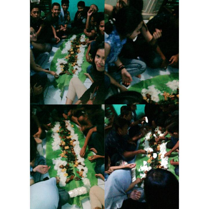 Buka bareng Osfams, dirumah <a href="/echachristiaji/">EshaChristiaji</a>:g