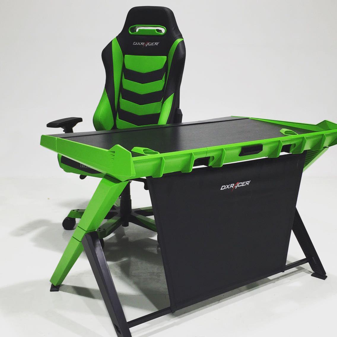 DXRacer's tweet image. Our new desks will make you green with envy.