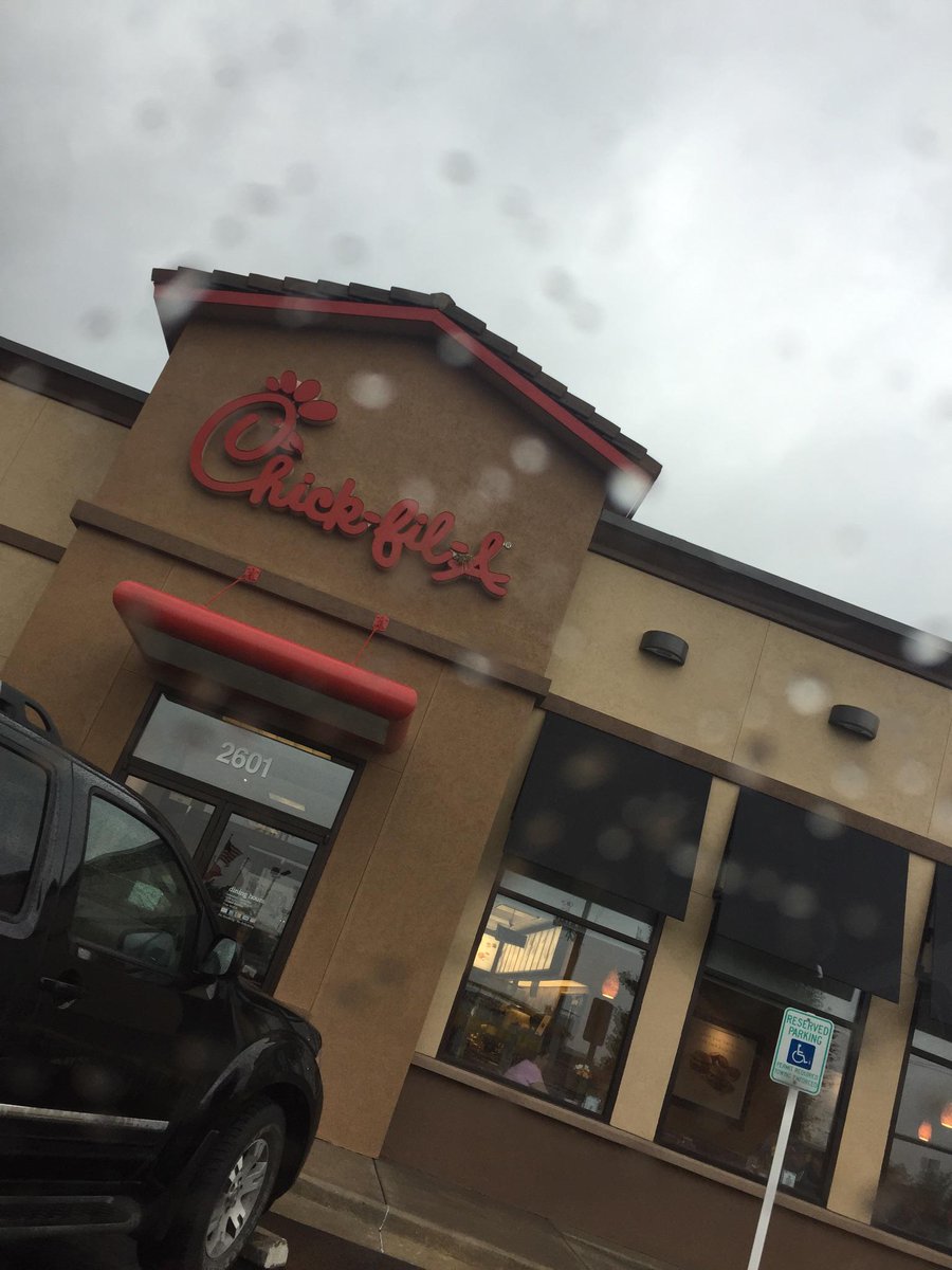 bigpittstop's tweet image. @jkirtthomas it feels like a @ChickfilA and @Starbucks kind of morning! #twostops
