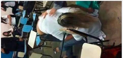 FATOCURLOSO's tweet photo. INCRÍVEL

PROF É PRESA POR PRATICAR RELAÇÃO ORAL EM ALUNO DE 15 ANOS EM SALA DE AULA

VEJA: http://t.co/Mi74KSj0zN http://t.co/dOzHhP8BX8