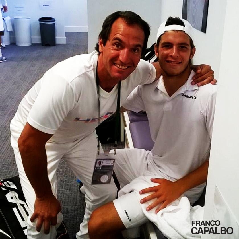 CapalboFran's tweet photo. Estamos en 8vos de @Wimbledon! A seguir! http://t.co/T0RMlSnmmg