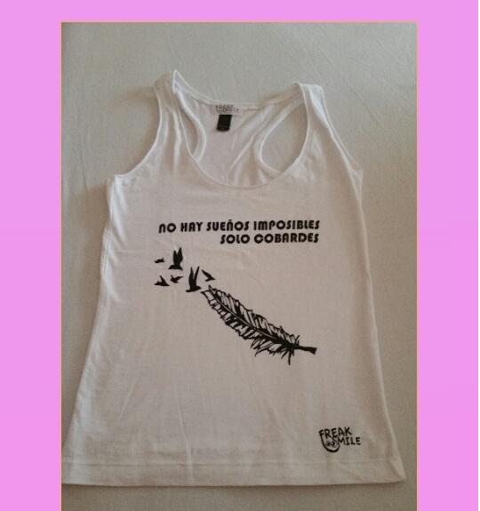 la_nereaa's tweet photo. Esta camiseta que tanto me gusta va a ser mia @freaksmilemoda  @DavidAuryn http://t.co/HSMWHANK6o