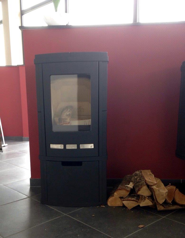 Altechkachels's tweet photo. NIEUW De Torus Depot met een draaideur voor het houtvak. Hiermee wordt deze nog geschikter een modern interieur. http://t.co/tM8xJuT7XS