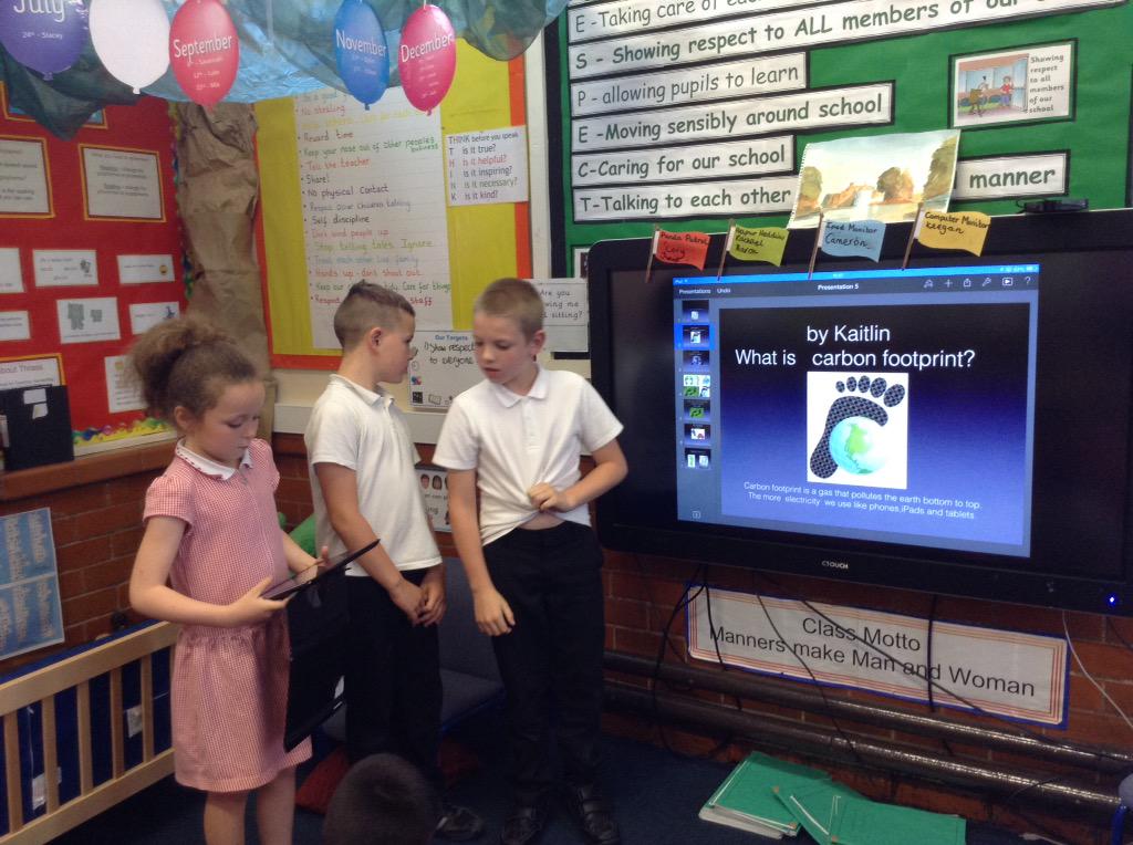 Class_3C's tweet photo. YsgolEmmanuel - Carbon Footprint Presentations on the iPad's 🐾 #amazing #facts #proud #teamwork#pollution #geography http://t.co/8g2cPE4zzn