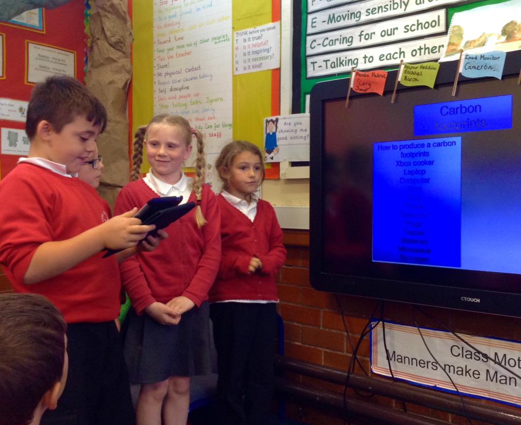 Class_3C's tweet photo. YsgolEmmanuel - Carbon Footprint Presentations on the iPad's 🐾 #amazing #facts #proud #teamwork#pollution #geography http://t.co/8g2cPE4zzn