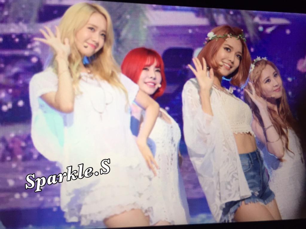 [PIC][07-07-2015]SNSD tham dự "Girls' Generation PARTY Showcase" tại "Banyan Tree Club & Spa" vào tối nay CJUU1hfVEAIN0hp