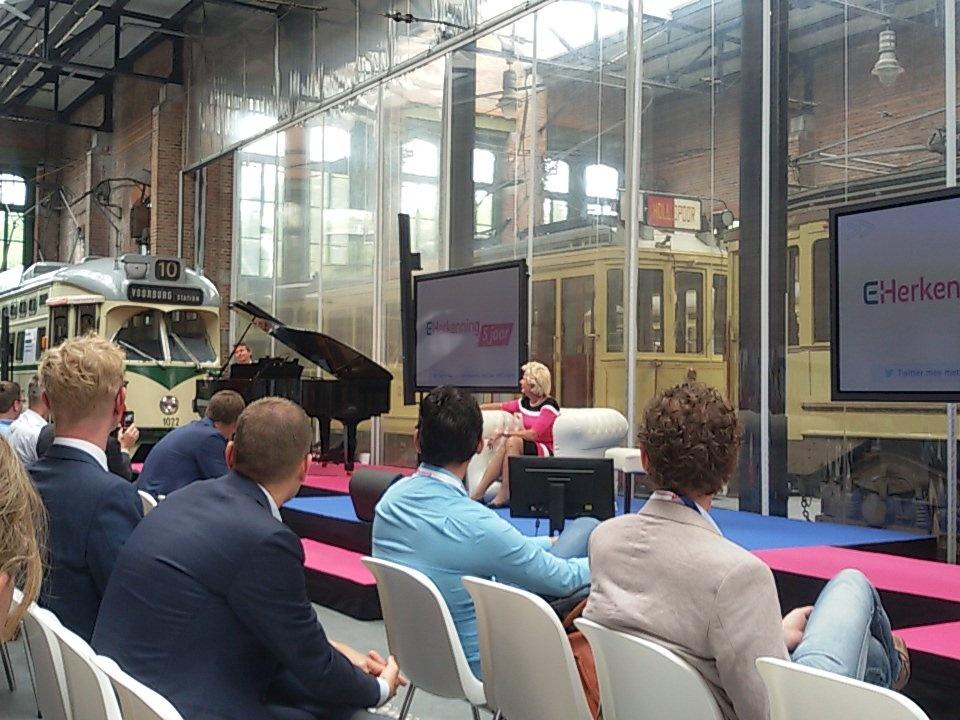 Congres eHerkenning in de Remise in Den Haag. Zo kom je nog eens ergens! #eH5jaar #eHCongres