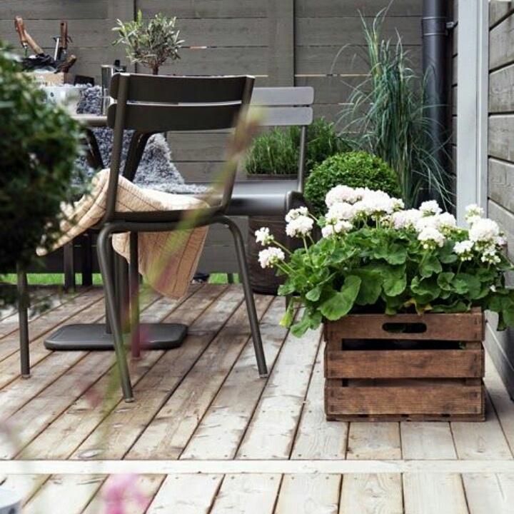 vs_studioversus's tweet photo. Anche gli oggetti più semplici possono arredare il balcone
#diy #easydecor #balcony #outdoor #relooking #StudioVersus http://t.co/GpsacbgSNL