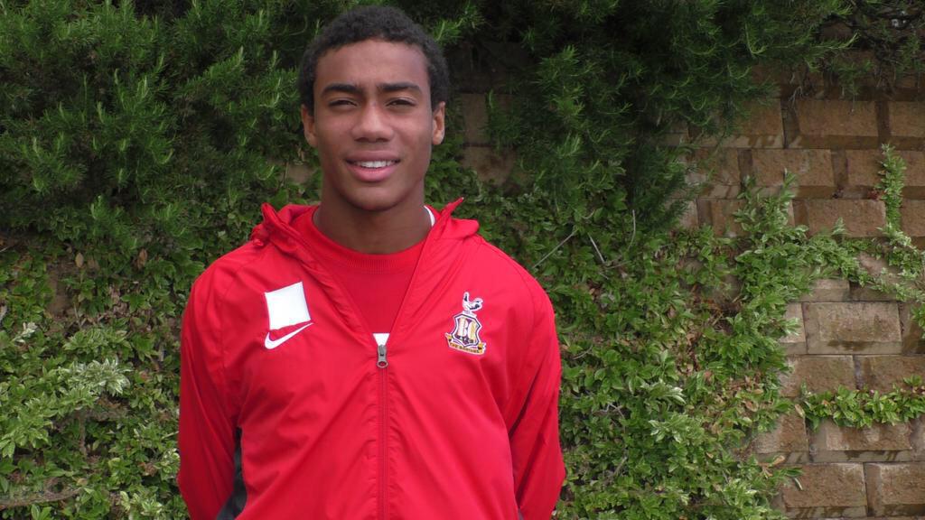 TheValleyParade's tweet photo. @TheValleyParade: Bradford have signed young American forward Jonathan Lewis on a two year deal. #bcafc http://t.co/yvAznJiOoz