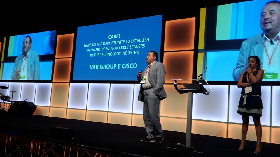 VarGroup's tweet image. @CiscoItalia #Cabel #VarGroup permettono a @investbanca di sfruttare la #digitaledisruption #sbf15