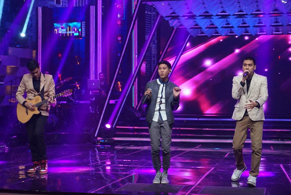 TRANSTV_CORP's tweet photo. Kurasa ku tlah jatuh cinta nih sama Pandangan Pertamanya @RANforyourlife #TrioLestariTTVRAN http://t.co/AHs921gXPo
