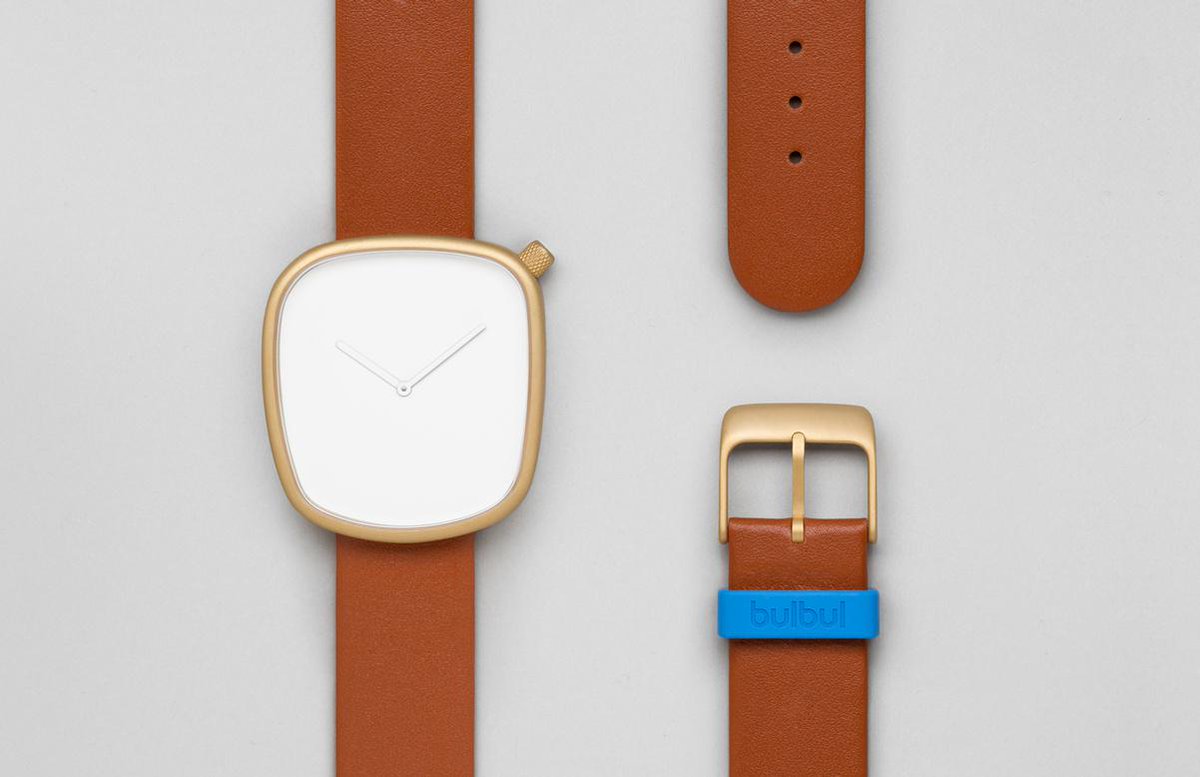 1618Paris's tweet photo. #BULBUL Pebble watch designed by @KiBiSi on our e-shop: http://t.co/9Xx7D0GBRU #1618guide http://t.co/JOa302CZSq