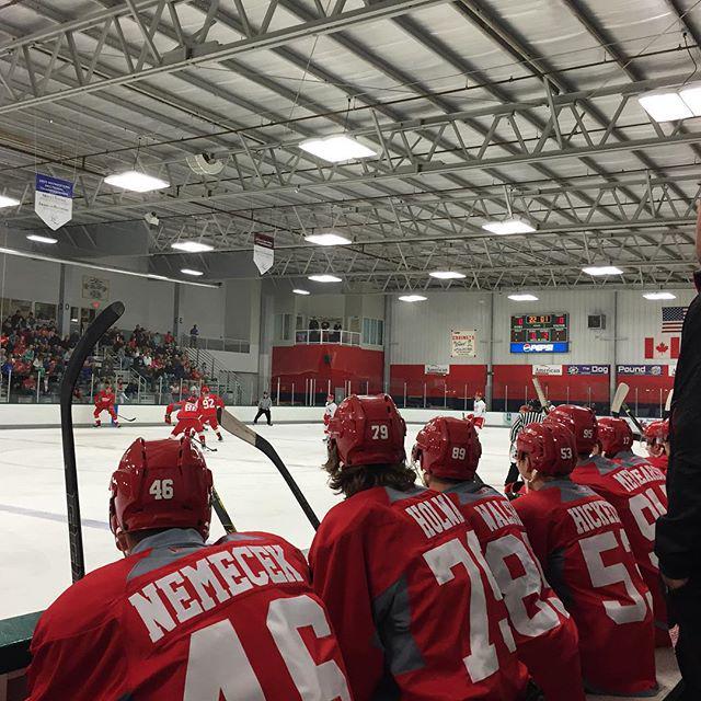 DetroitLovesY0U's tweet image. Intermission. 
#TeamLindsay - 2: (Larkin, Pearson)
#TeamHowe - 2: (Dries, DeHaas)
#DRWDC #HoweVsLindsay by detroitr…