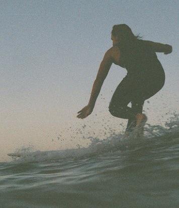 DavidGimenoA's tweet photo. Tu arte refleja la esencia de tu alma. Tom Brune, mar de amores.

http://t.co/mx9mhiQe5C

v/ @lamonomagazine #SurfART http://t.co/Iz6I9I7ekW