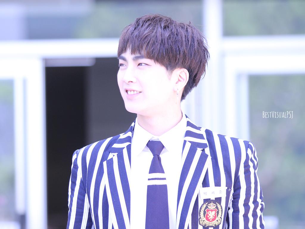 BestVisualPSJ's tweet photo. 150627 음악중심 셀카이벤트 #세준 #스피드 #What_U @Togoo90 누구보다도 빛나는 세쥬니🙈💓✨ http://t.co/0VQxy7N8nu