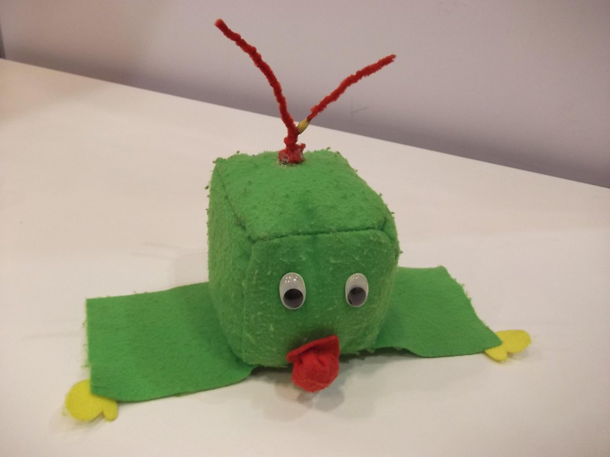 Kedrskie's tweet image. 大学宇宙工学コンソーシアム学生組織・UNISONのブースでは、大阪府立大の「おぷーちゃん」と超小型衛星「OPUSAT」ベースのキューブサットキットが見れました。このキット、秘かに期待してます。 #KD_ISTS30 @kedrskie