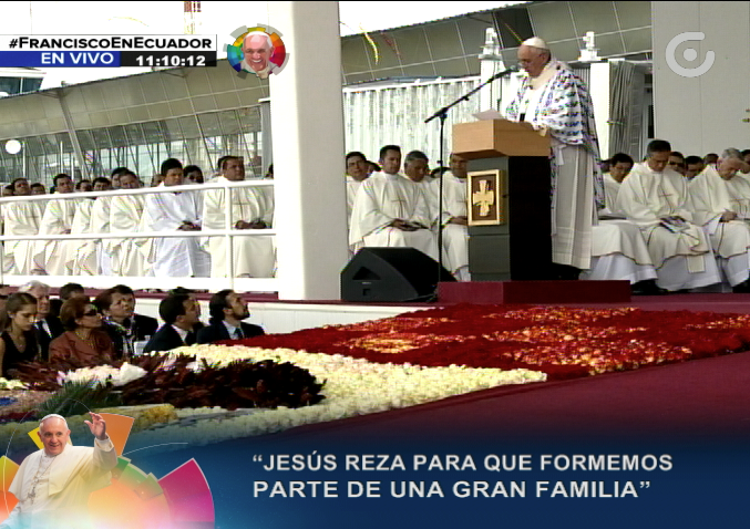 GamaNoticiasEc's tweet image. "Somos hermanos porque por amor Dios nos ha creado" #FranciscoenEcuador
