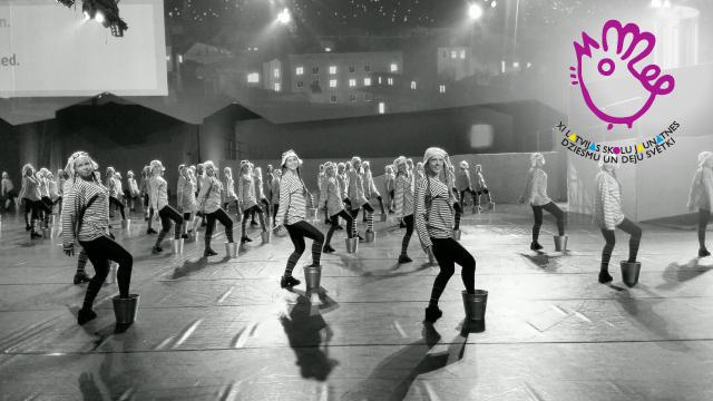 LigaLuse's tweet image. Lielisks koncerts Mūsdienu deju lielkoncerts TE MĒS ES@M // Skaties LMT Straumē #DzSv straume.lmt.lv/lv/kultura/kon…