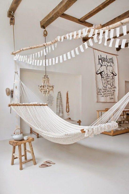 Het strand gevoel in huis halen? Dat kan met de tips van Gemma: woontrendz.nl/lets-go-to-the… #beach #interior #summer