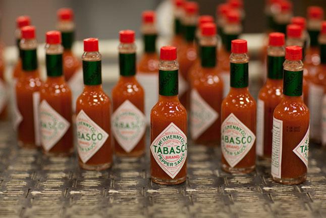 wtfav's tweet image. 1. Steal bike
2. Use it to break a window
3. Down tabasco bottle
4. Tell cops you too thirsty bit.ly/1HdMePE