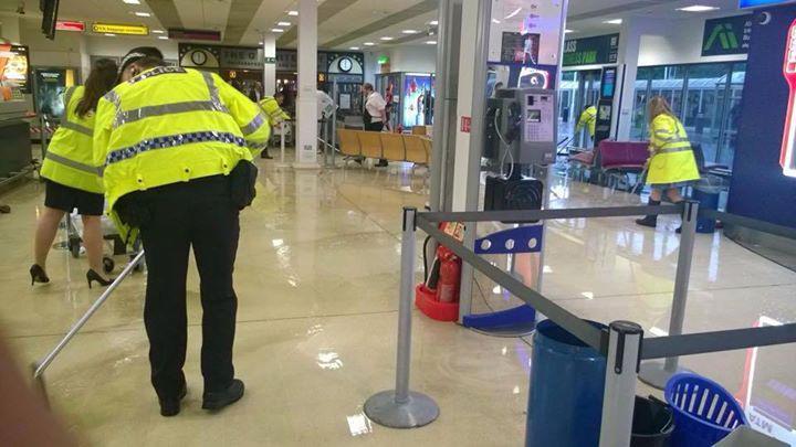 Flood in the airport and this guy helps us clean up! Legend! 
